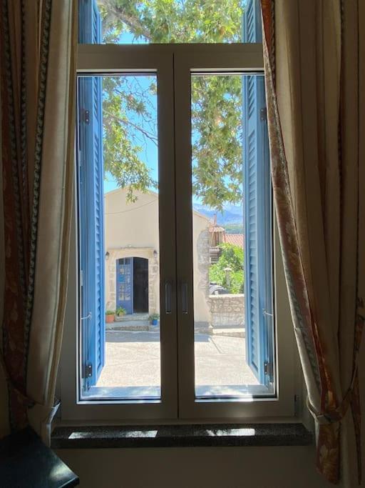 Yioklima - Renovated Neoclassical House With Two Bedrooms Vamos Zewnętrze zdjęcie